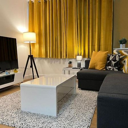 Modern And Stylish 1Bed Flat Apartman Barking  Kültér fotó